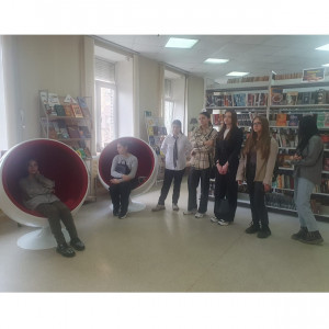 Группа 2101, 2 курс, дошкольное воспитание: В гостях у книг!