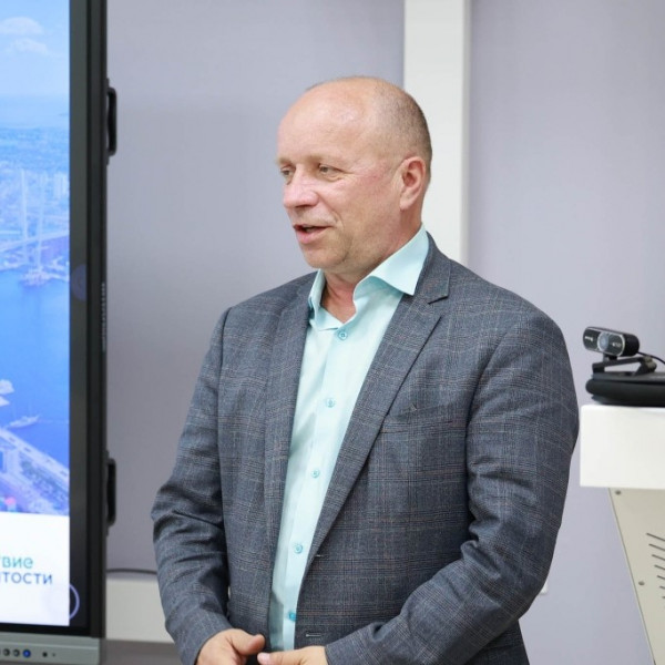 В Приморье состоялся Совет директоров СПО, который объединил более 30 руководителей колледжей региона