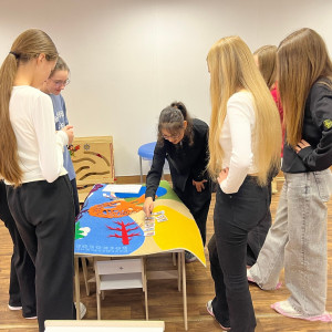 Мечтаешь о профессии, которая дарит тепло и радость?