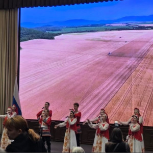 Награда за доблесть, вклад и единство!