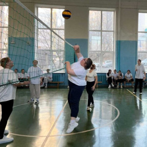 Спортивный накал в Владивостокском педагогическом колледже: Итоги первенства по пионерболу!