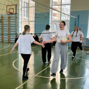 Спортивный накал в Владивостокском педагогическом колледже: Итоги первенства по пионерболу!