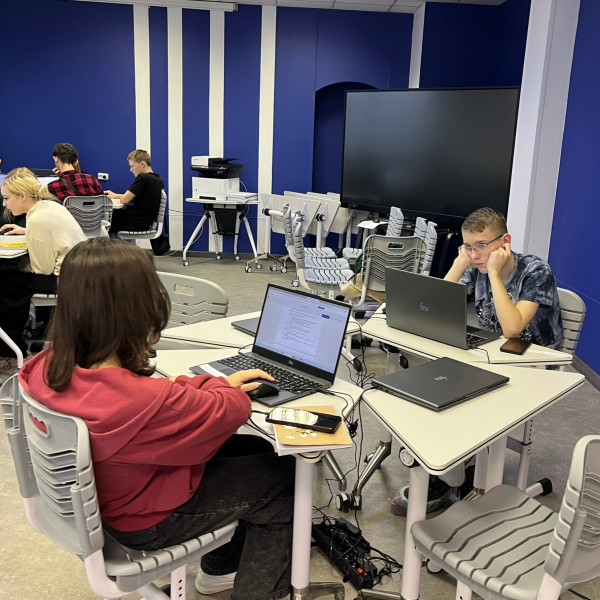 Мечтаете о будущей профессии, но не знаете, с чего начать? А что, если начать прямо сейчас, ещё в школе? 