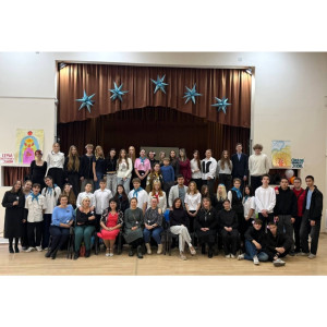 Сердца наполнены любовью: Праздник ко Дню Матери от юных талантов ВПК! 