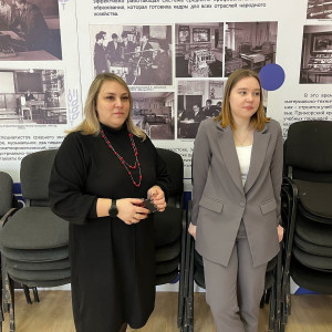 Медиацентр Владивостокского педагогического колледжа анонсирует новый выпуск подкаста "Эстафета побед"