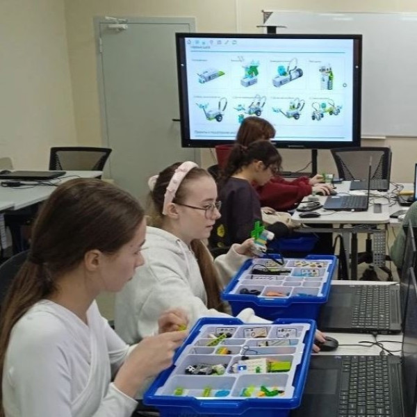 Проект «Аттестат + профессия» — первый шаг к будущему!