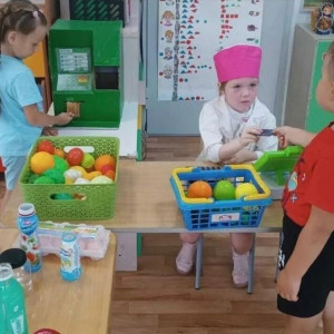 В дошкольных образовательных организациях завершилась серия увлекательных занятий по финансовой грамотности для самых маленьких