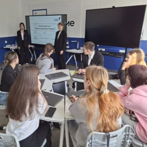 Современные технологии воспитания: "Движение Первых" и "Орлята России" меняют школьную жизнь